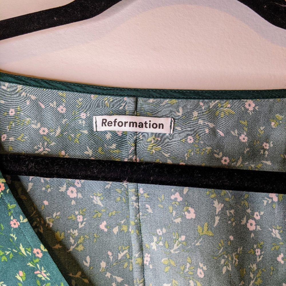 Reformation Emerald Floral V-Neck Blouse - Picture 4 of 13